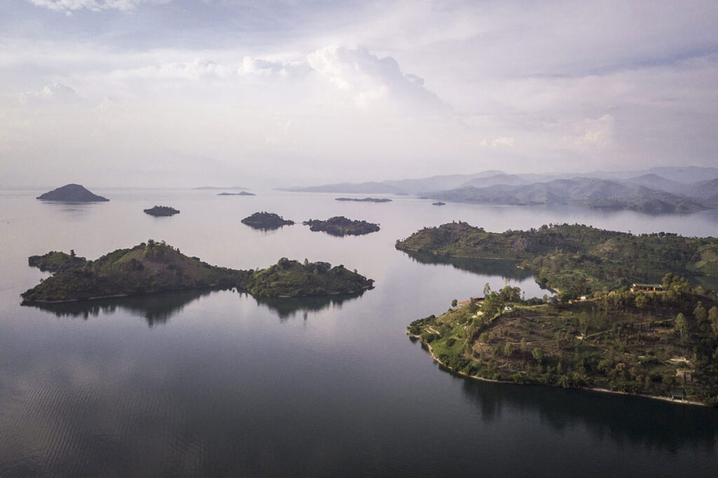 6-Day Rwanda Gorillas, Volcanoes & Lake Kivu Scenic Escape